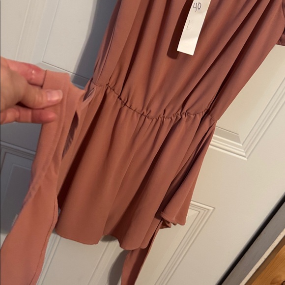 Gilli Blush Off-Shoulder Mini romper - Picture 5 of 6